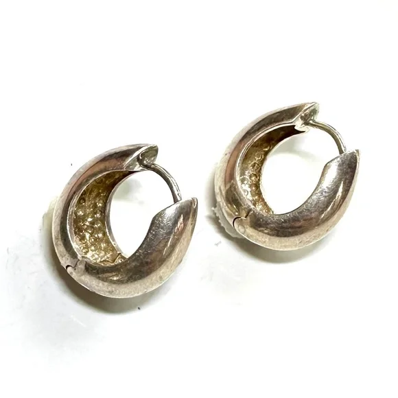 Sterling Silver Claw Hoops - Picture 5 of 5